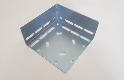 Sarokkonzol kerekekhez WJ-SQ4040-003 - 2
