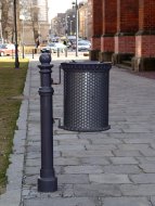 Szemetes REX 1, öntöttvas erős oszloppal